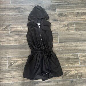 Everve Size XS Black Romper Hood  1/2 Zipped